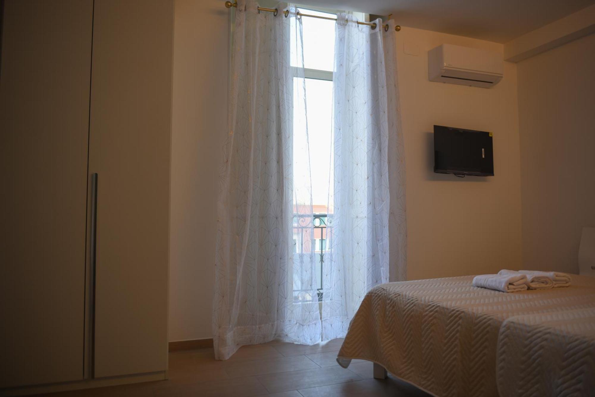 Napoli Central Gate Dış mekan fotoğraf